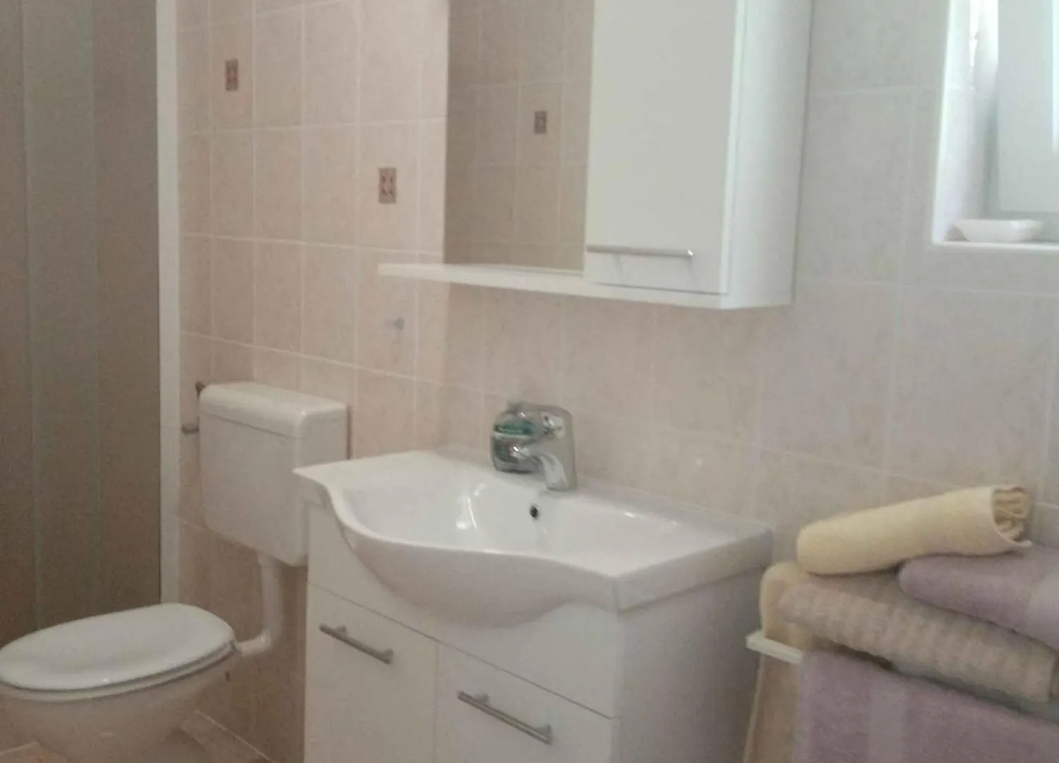 Two-Bedroom Apartment Lopar Near Sea 2