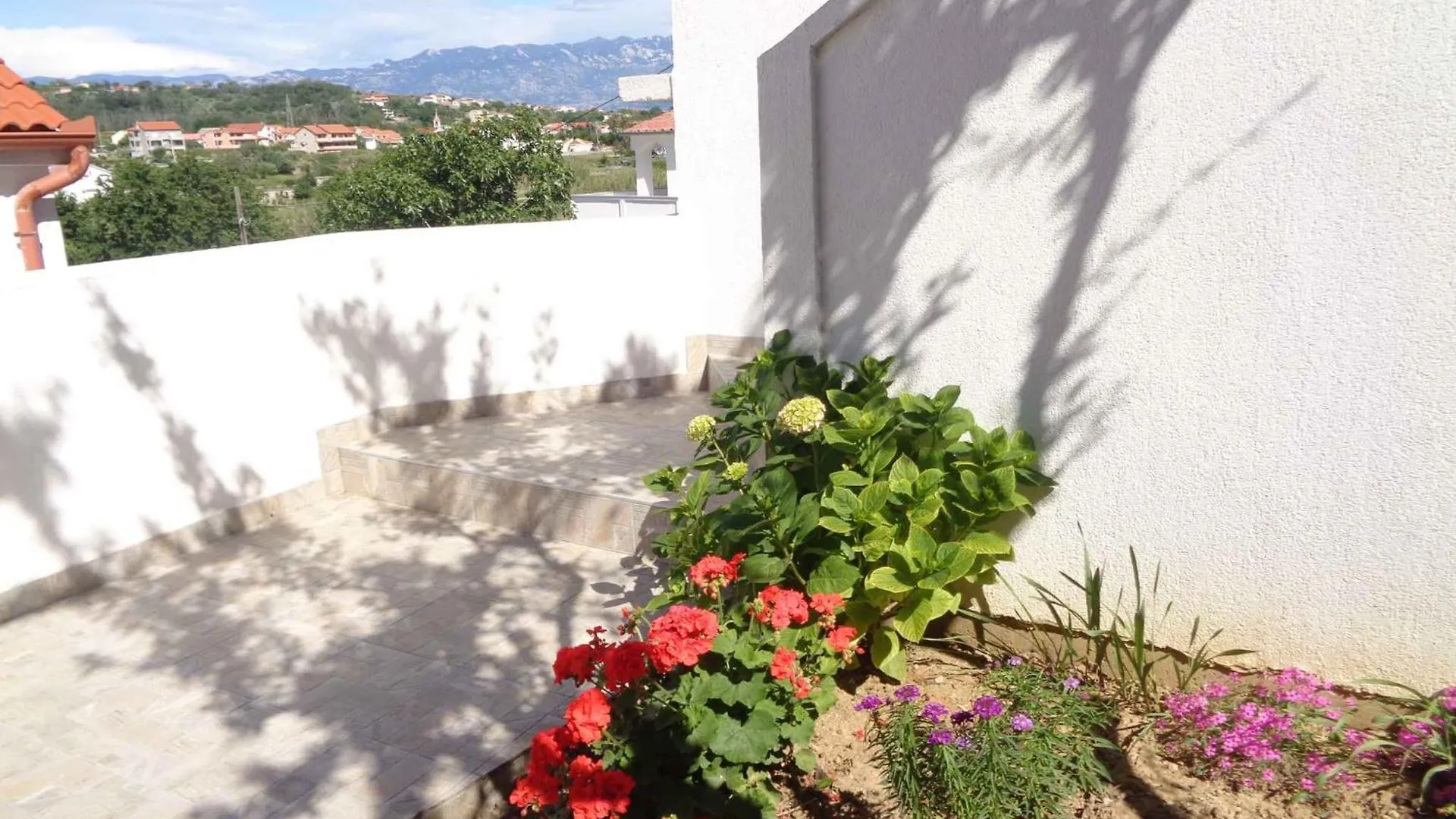 Two-Bedroom Apartment Lopar Near Sea 2 Kroatien